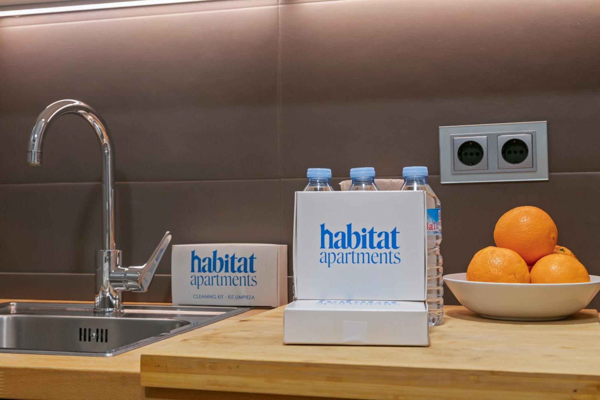 Habitat Apartments Teatre L'Hospitalet de Llobregat Ngoại thất bức ảnh